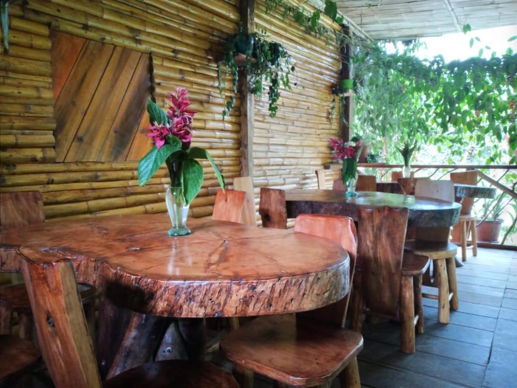Hostal El Eden De Mindo Exterior foto